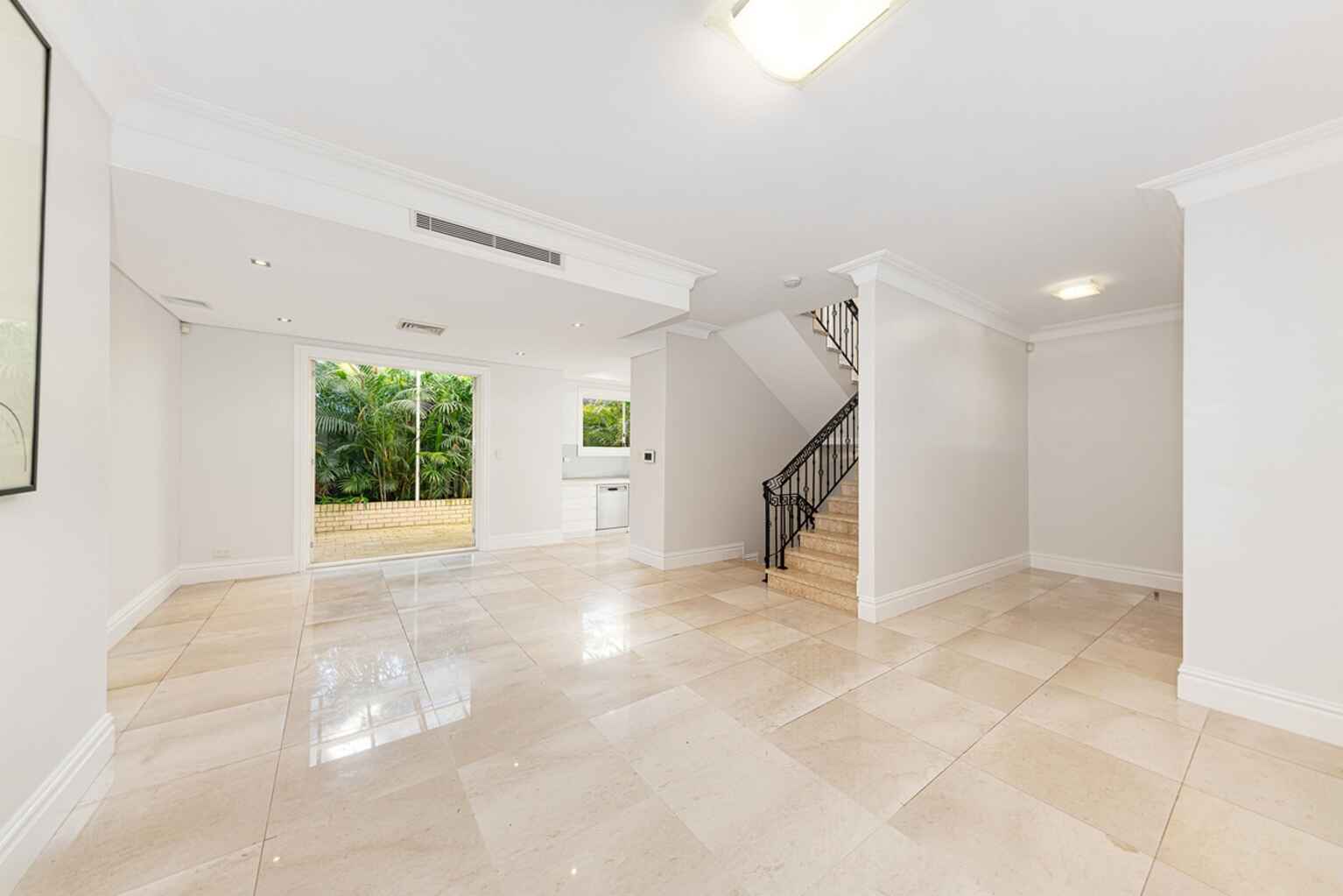 3/2 Cleland Road Artarmon 3/2 Cleland Road Artarmon