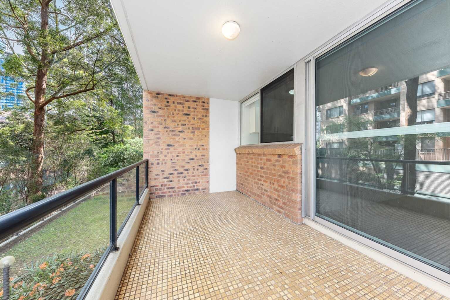 16/2 Parkside Lane Chatswood 16/2 Parkside Lane Chatswood