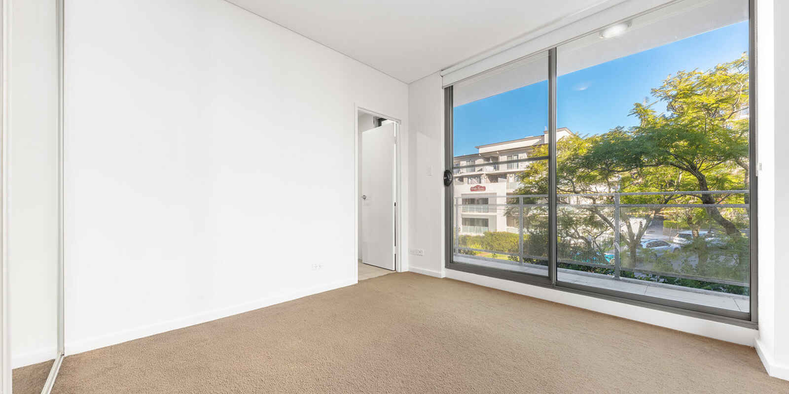 70/2-8 Belair Close Hornsby