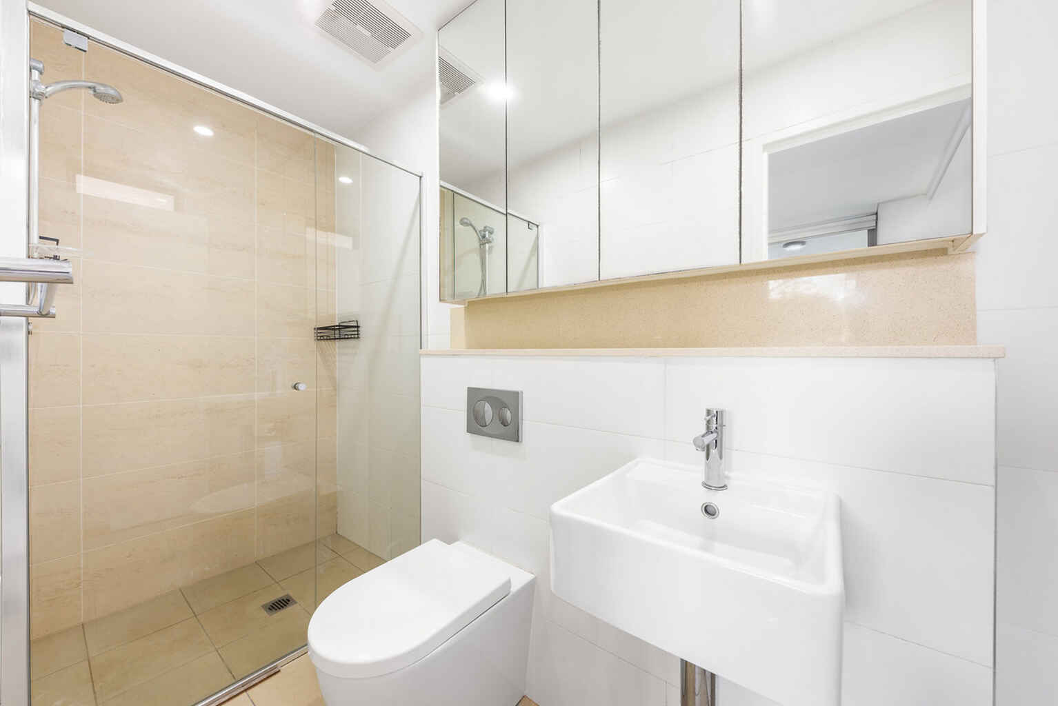 70/2-8 Belair Close Hornsby