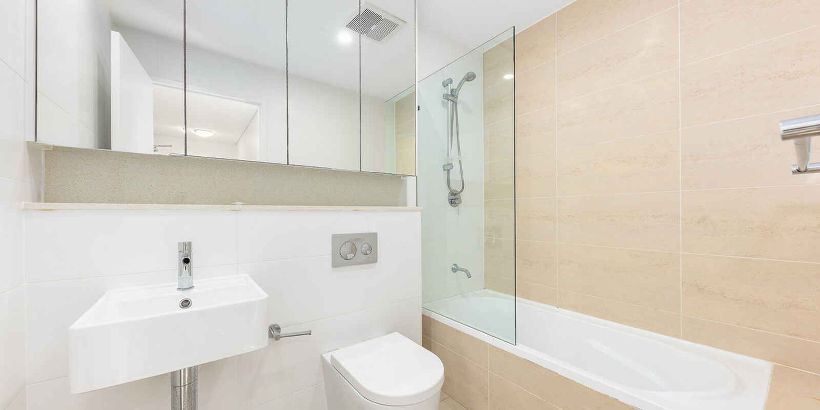 70/2-8 Belair Close Hornsby