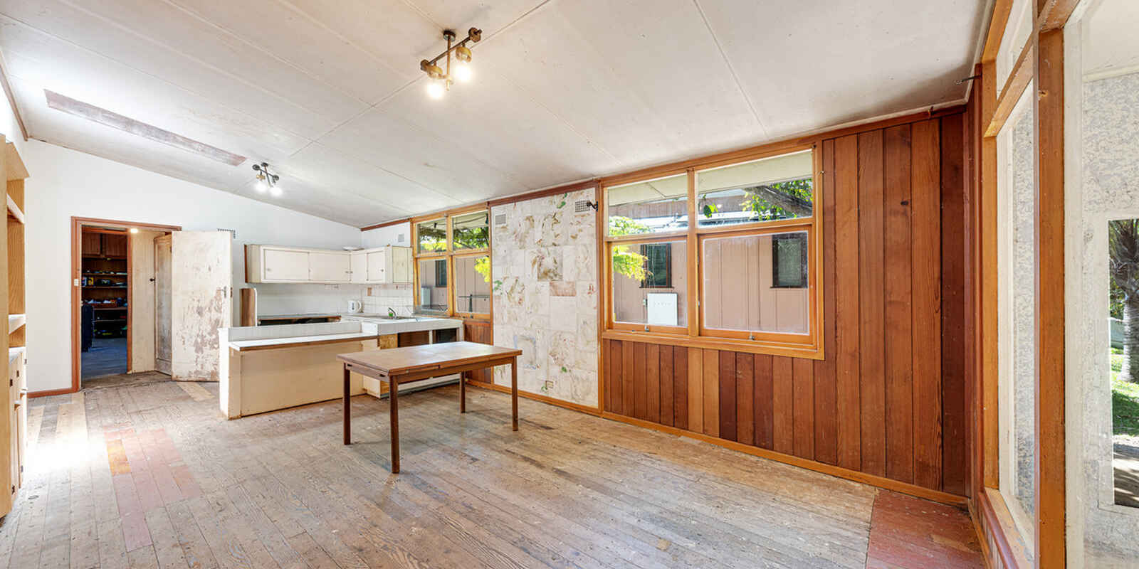 34 Monash Avenue Great Mackerel Beach