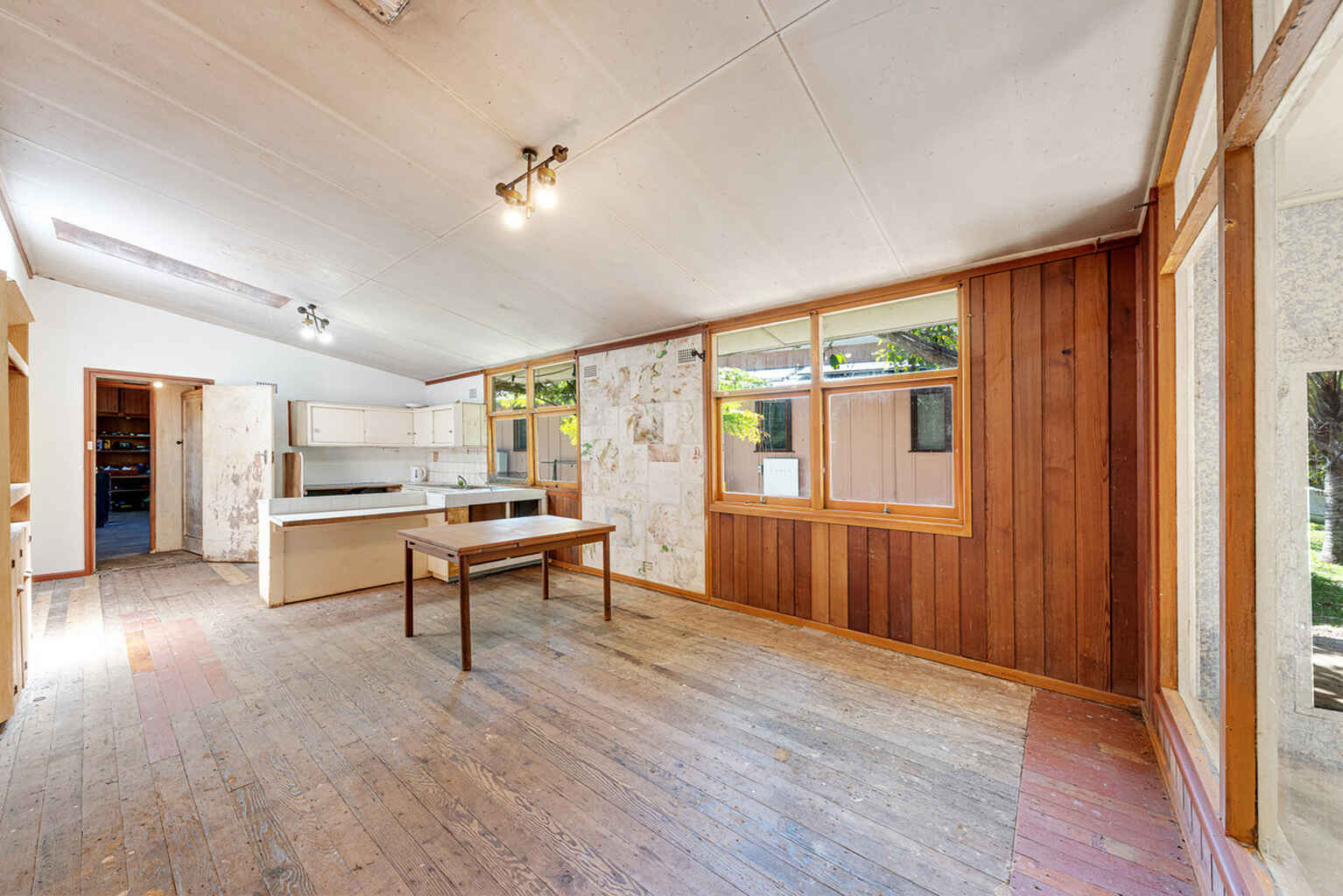 34 Monash Avenue Great Mackerel Beach