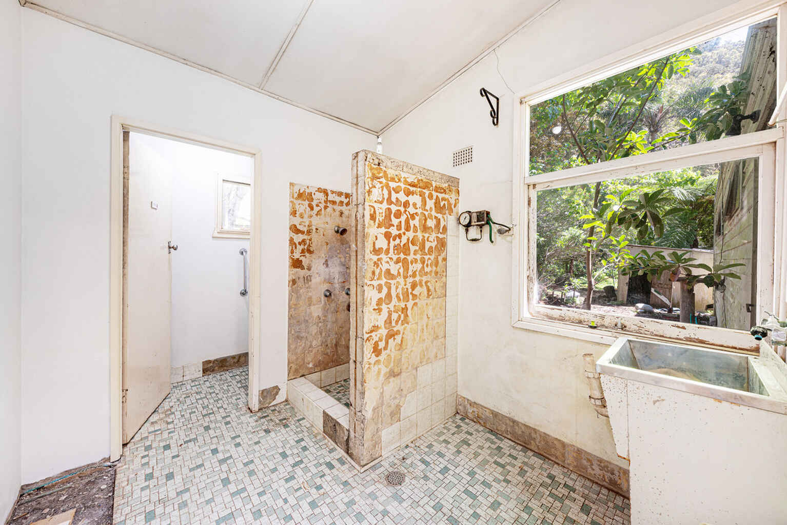 34 Monash Avenue Great Mackerel Beach