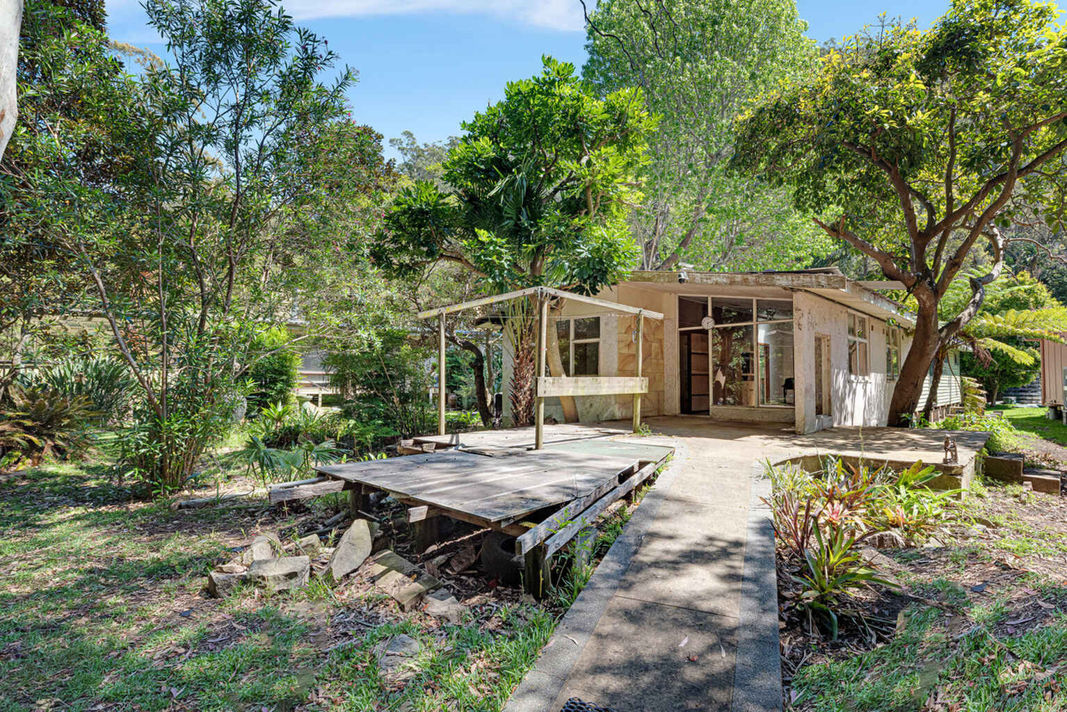 34 Monash Avenue Great Mackerel Beach